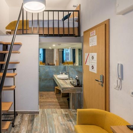 Aparthotel Tcz Wozna Poznań Esterno foto