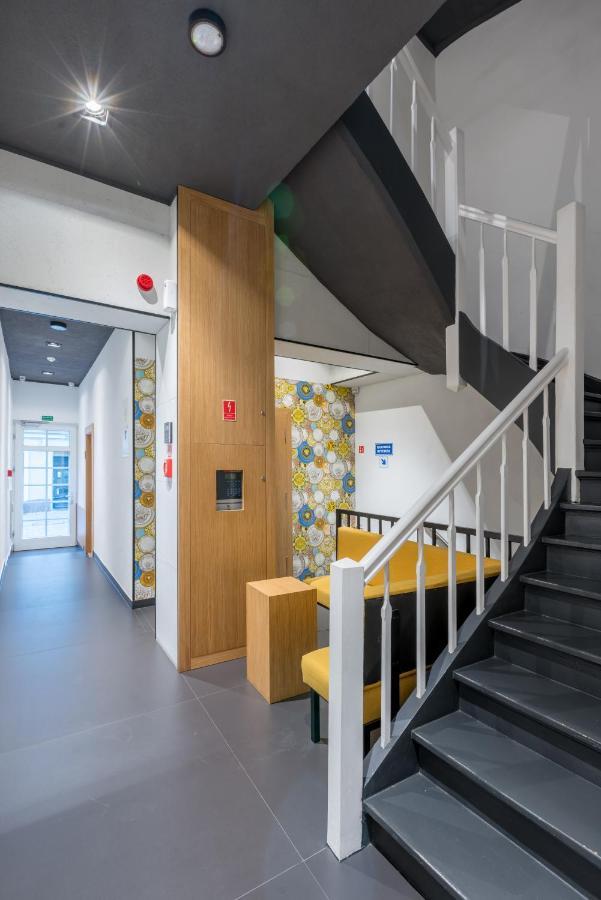 Aparthotel Tcz Wozna Poznań Esterno foto