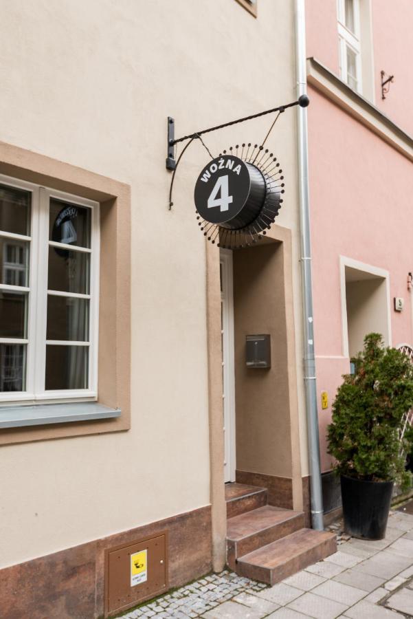 Aparthotel Tcz Wozna Poznań Esterno foto