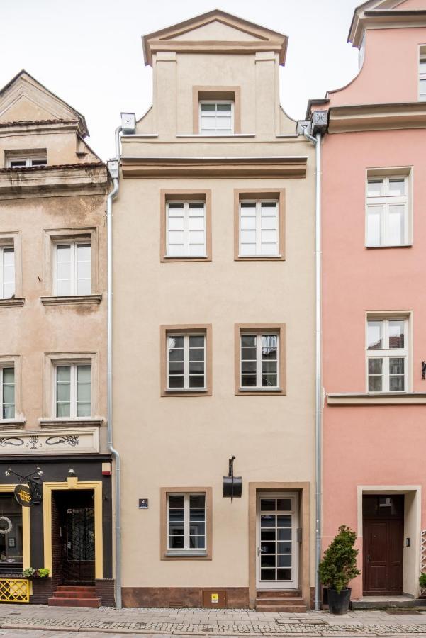 Aparthotel Tcz Wozna Poznań Esterno foto