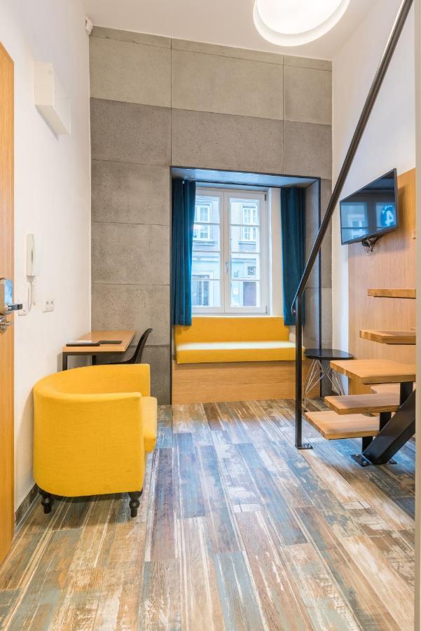 Aparthotel Tcz Wozna Poznań Esterno foto