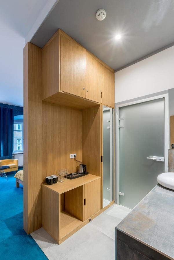 Aparthotel Tcz Wozna Poznań Esterno foto