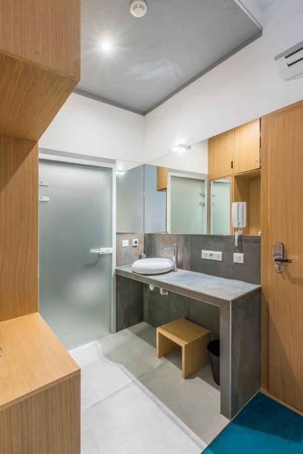 Aparthotel Tcz Wozna Poznań Esterno foto