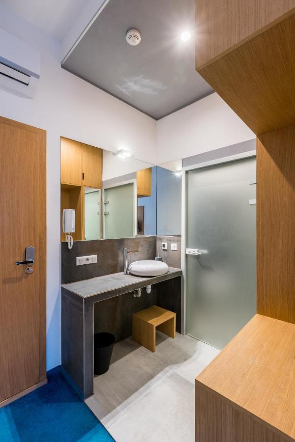 Aparthotel Tcz Wozna Poznań Esterno foto