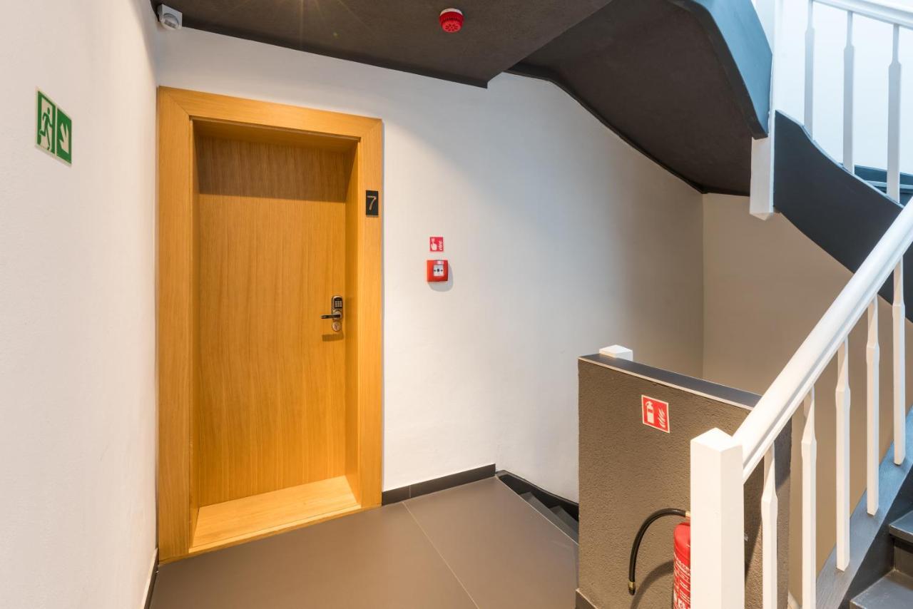 Aparthotel Tcz Wozna Poznań Esterno foto